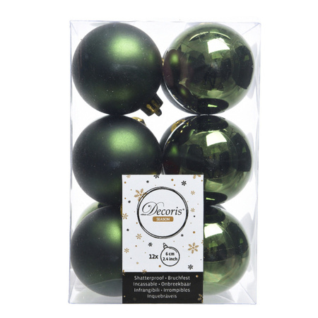 12x Dark green Christmas baubles 6 cm plastic matte/shiny