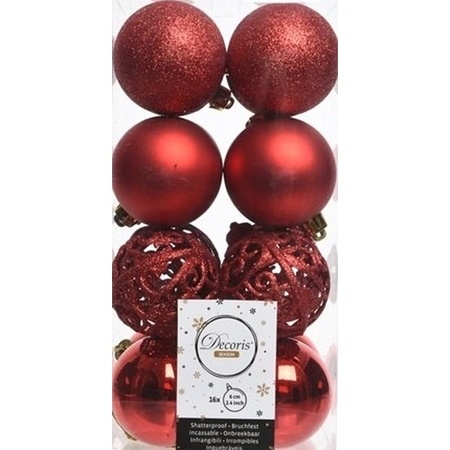 16x Christmas red Christmas baubles 6 cm plastic mix