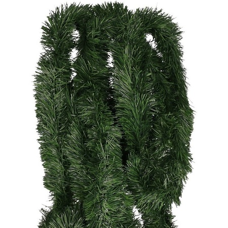 2x Kerstmis versiering groene slingers 5 m