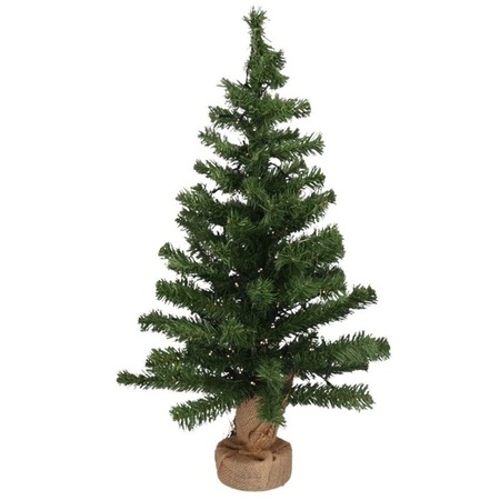 2x Kleine kerstbomen in jute zak inclusief verlichting 75 cm