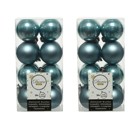 32x stuks kunststof kerstballen ijsblauw (blue dawn) 4 cm glans/mat