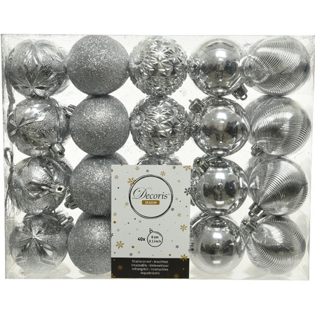 40x Silver Christmas baubles 6 cm plastic mix