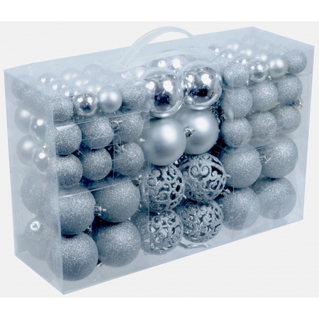 4x pakket met 100x zilveren kunststof kerstballen 3, 4 en 6 cm
