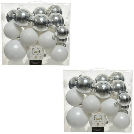 52x Plastic baubles white-silver mix 6, 8, 10 cm