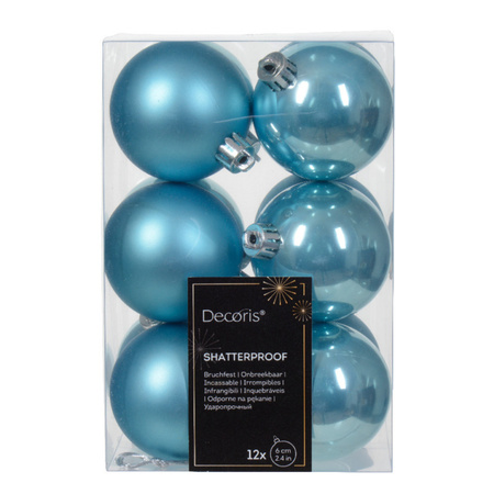Decoris kerstballen - 12x - kunststof - ijs blauw - 6 cm
