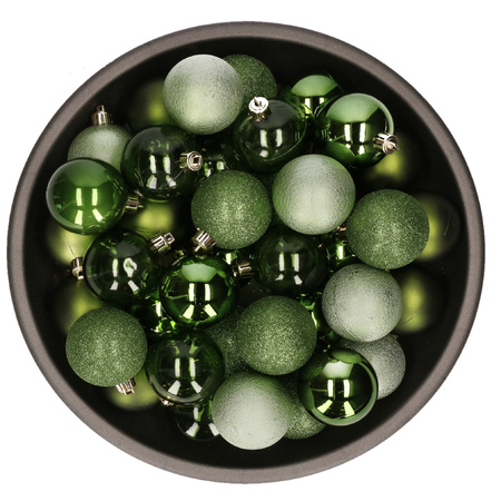 Kunststof kerstballen 48x stuks 6 cm groen