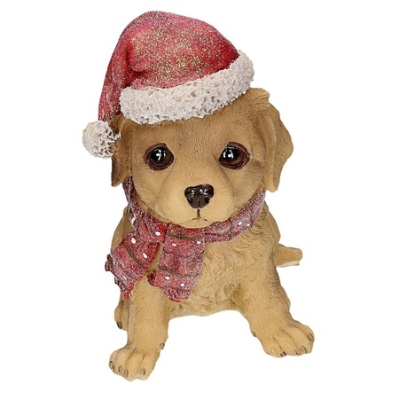 Labrador statue with Christmas hat