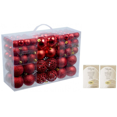 Set of 100x red christmas baubles plastic with hooks
